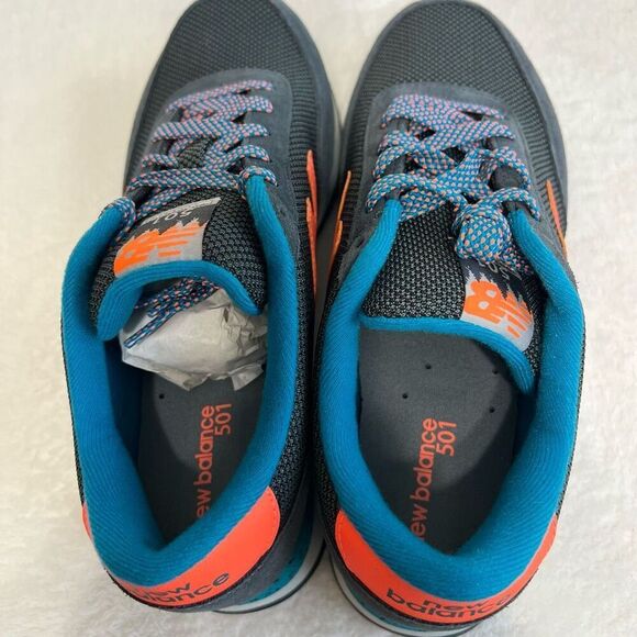 NEW BALANCE Classic Traditionnels Shows Grey and Neon Orange 9 Men NEW - Picture 10 of 10